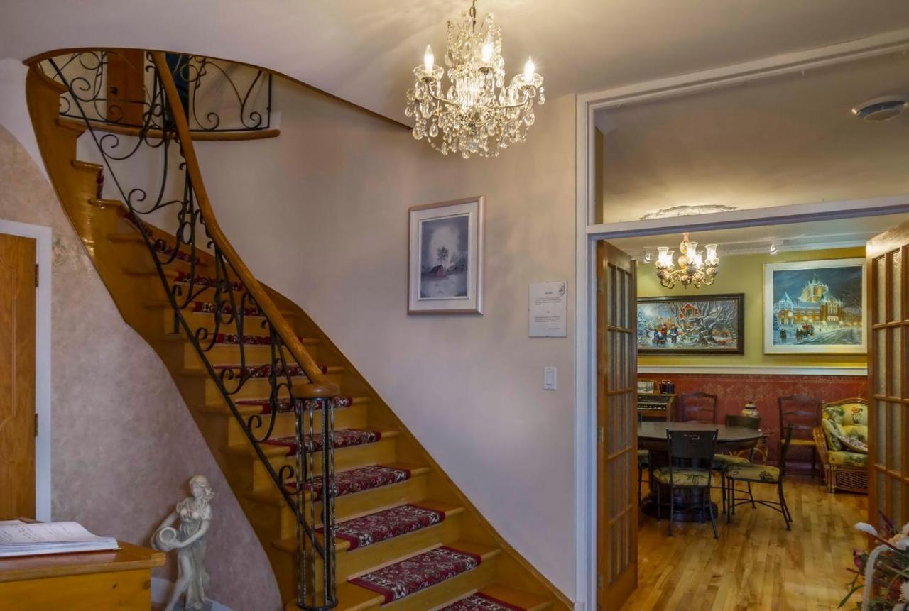 Gite Au P'Tit Manoir B&B Saguenay Exterior photo